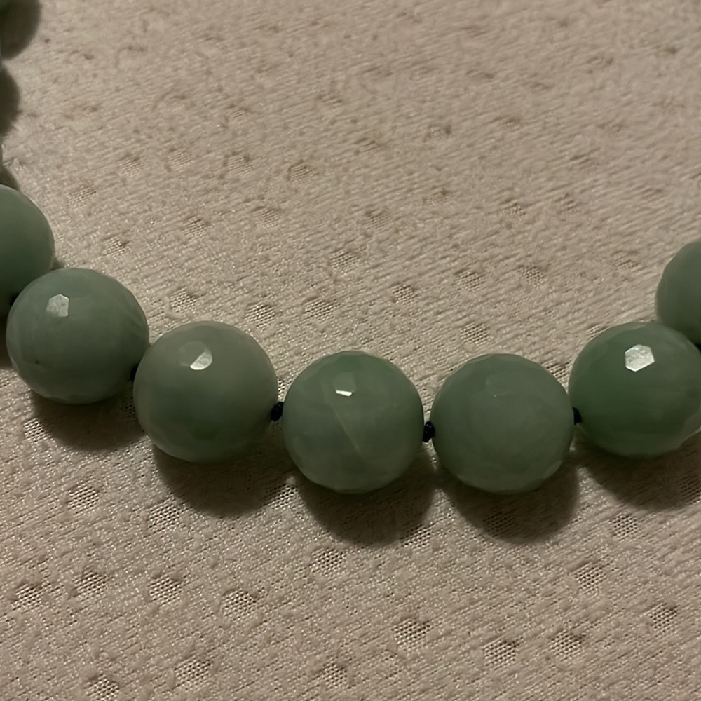 Chunky Jade Choker - image 4